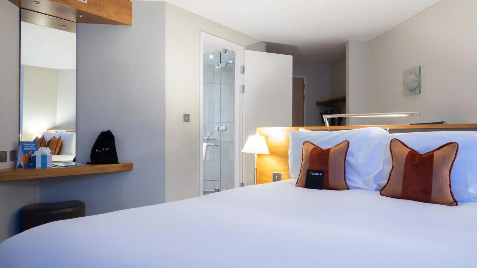 Bermondsey Square Hotel - A Bespoke Hotel London