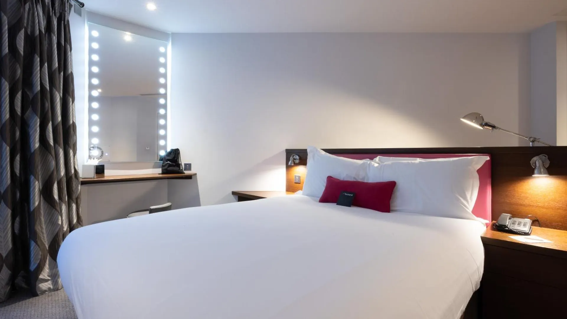 Bermondsey Square Hotel - A Bespoke Hotel London 4*,